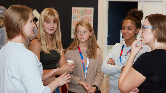 Girls-Day-in-Science-foto 640x360