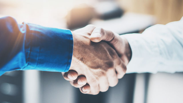 businessmen_shaking_hands-640x360.jpg